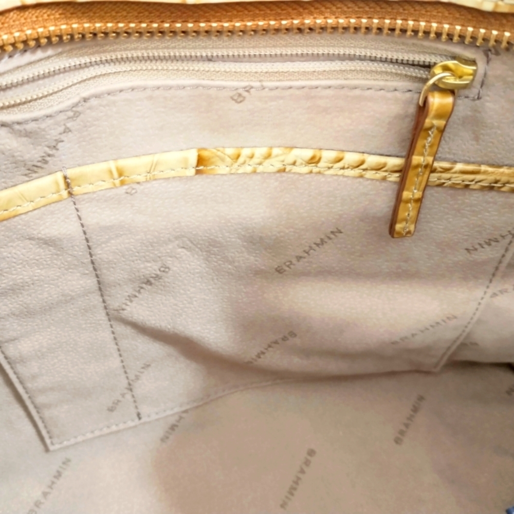 Brahmin Croc Embossed Leather Shoulder Satchel Bag Crossbody Tan EUC - Picture 8 of 9